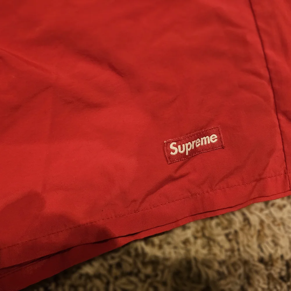 Men Supreme Red/Green/White Swim Trunks Large Gucci - Picture 2 of 5